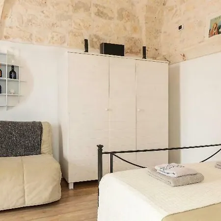 Ottogradoni House *